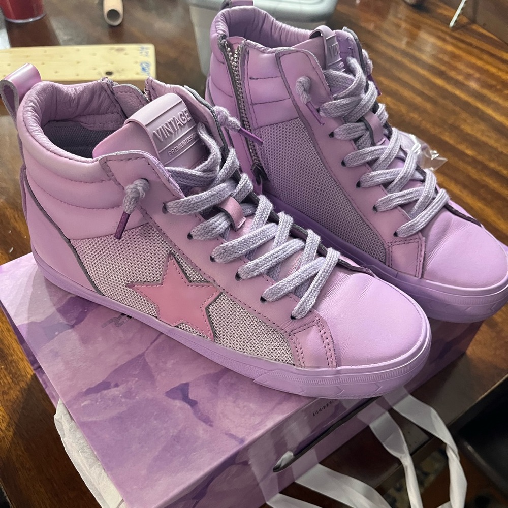 Vintage Havana Midtop sneakers, Size 6.5, purple tye dye. - Picture 2 of 4